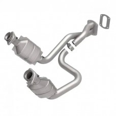 2005-2007 Ford Pickup Truck Catalytic Converter - Federal Emissions - V10 6.8L and V8 5.4L